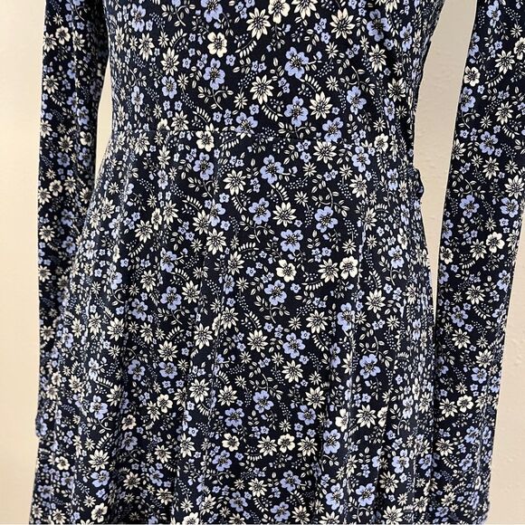 Aeropostale Floral Long Sleeve mini v-neck Dress with lace up back size medium - Picture 3 of 13